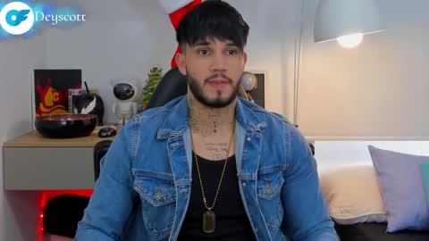 JULIAN online show from 01-03-25, 08:32