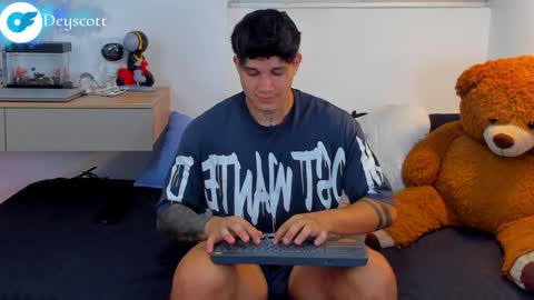 JULIAN online show from 01-30-25, 03:22