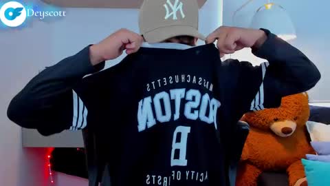 JULIAN online show from 02-16-25, 07:27