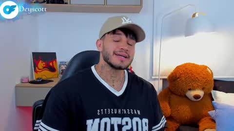 JULIAN online show from 03-10-25, 02:17