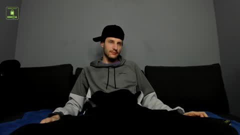 Snapshot of deymond_russo chatting on 02-25-26, 12:48 deymond_russo online show from 02-25-26, 12:48