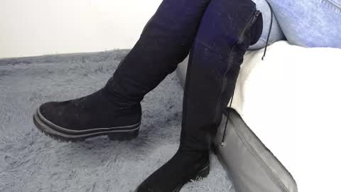 Deysha online show from 09-10-25, 02:39