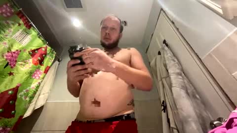 Snapshot of deznuts130 chatting on 01-01-25, 06:47 deznuts130 online show from 01-01-25, 06:47