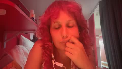 Snapshot of dfairyrabbit chatting on 03-21-26, 07:02 dfairyrabbit online show from 03-21-26, 07:02