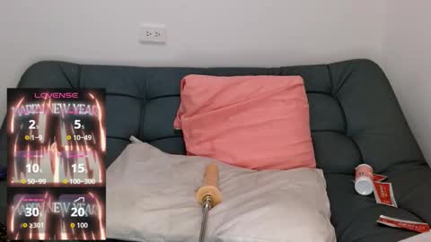 dhany_her online show from 12-20-25, 01:34