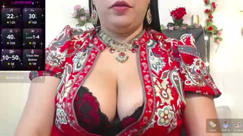 Snapshot of dharanisnisha chatting on 01-19-26, 01:15 dharanisnisha online show from 01-19-26, 01:15