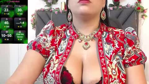 Snapshot of dharanisnisha chatting on 02-11-26, 12:10 dharanisnisha online show from 02-11-26, 12:10