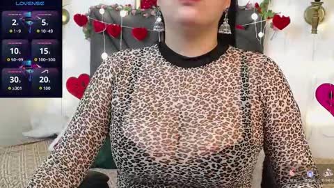 Snapshot of dharanisnisha chatting on 02-17-26, 12:01 dharanisnisha online show from 02-17-26, 12:01