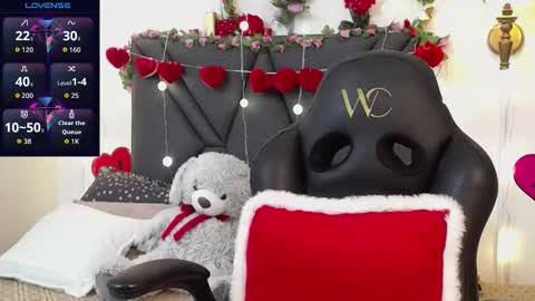 Snapshot of dharanisnisha chatting on 02-18-26, 12:01 dharanisnisha online show from 02-18-26, 12:01