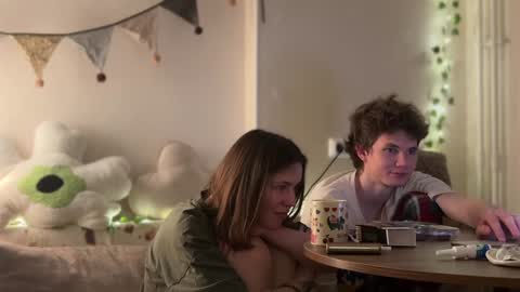 Di Alex online show from 01-31-25, 04:27