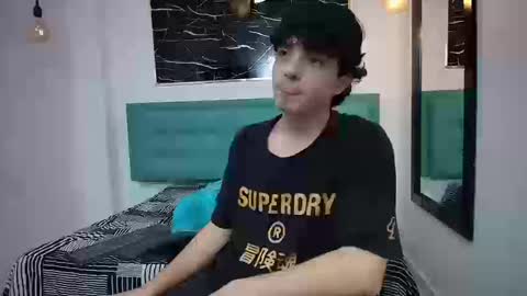   online show from 10-27-25, 08:24