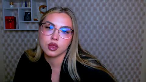 Snapshot of diamantkriss_ chatting on 04-28-26, 07:57 Kriss online show from 04-28-26, 07:57