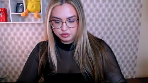 Snapshot of diamantkriss_ chatting on 05-04-26, 07:15 Kriss online show from 05-04-26, 07:15