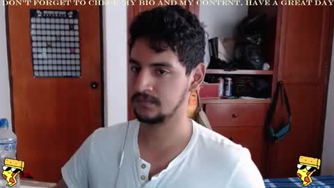 Snapshot of diamond_bruno chatting on 12-23-24, 05:11 Bruno Diamond online show from 12-23-24, 05:11