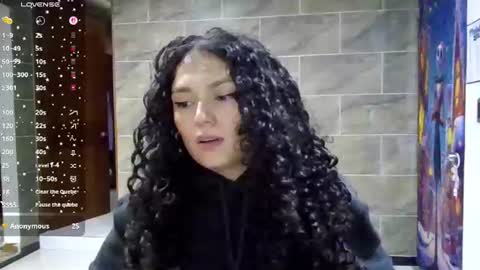 Snapshot of diamond_curls05 chatting on 07-27-26, 03:52 DiamondCurls online show from 07-27-26, 03:52