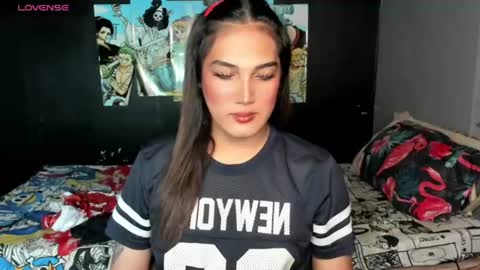 Snapshot of diamond_foxy chatting on 06-27-26, 12:22 Wency online show from 06-27-26, 12:22