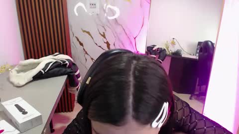 Snapshot of diamond_juliana_ chatting on 04-29-26, 03:21 diamond_juliana_ online show from 04-29-26, 03:21