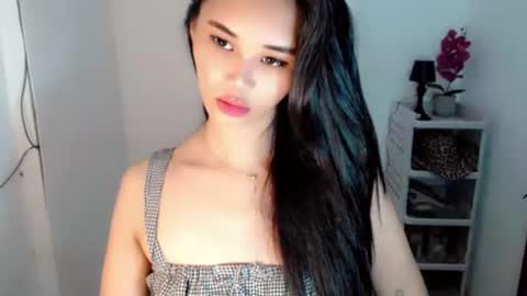 Snapshot of diamond_temptress chatting on 06-07-26, 08:29 diamond_temptress online show from 06-07-26, 08:29