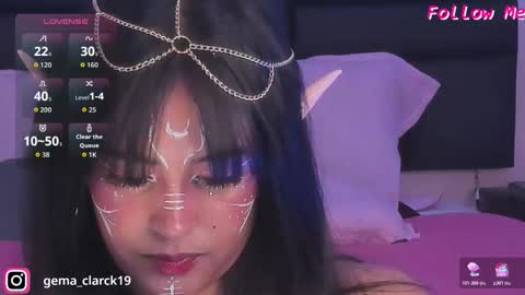 Diana Tamayo online show from 10-24-25, 01:24