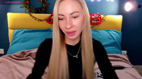 Diana  online show from 12-12-24, 08:57