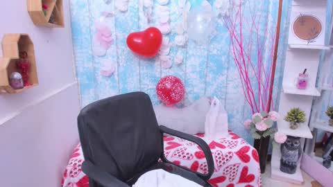 Snapshot of diana_serna chatting on 02-14-25, 02:54 Diana online show from 02-14-25, 02:54