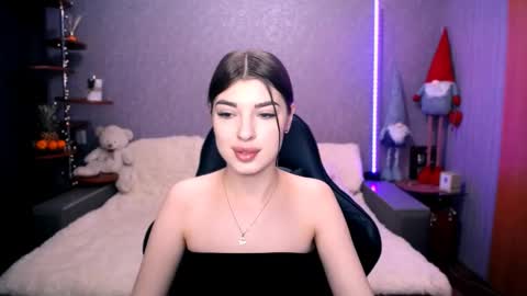 DIANA  online show from 12-17-25, 09:32