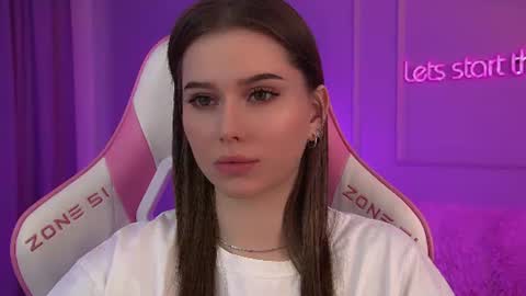Diana online show from 07-04-26, 06:41
