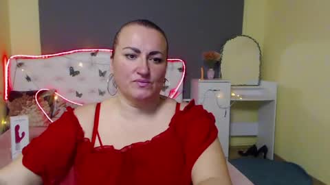 Snapshot of dianamgg chatting on 04-22-26, 07:33 Diana online show from 04-22-26, 07:33