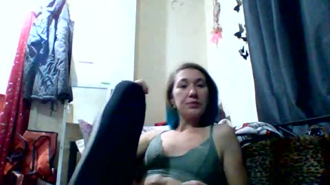 dianarussell864 online show from 12-02-25, 10:49