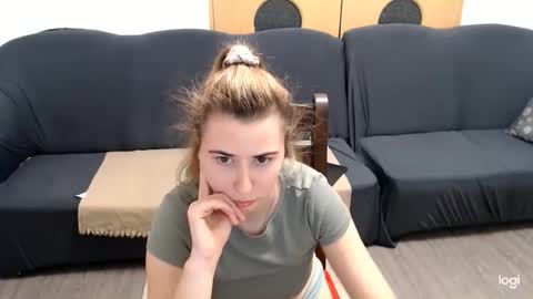 dianasmiey7 online show from 12-04-24, 07:23