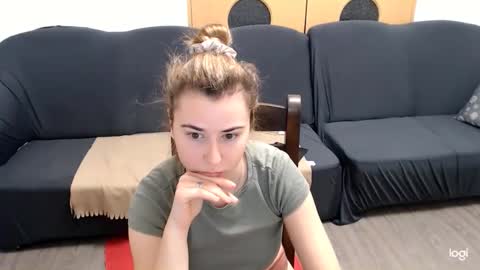 dianasmiey7 online show from 12-13-24, 06:27