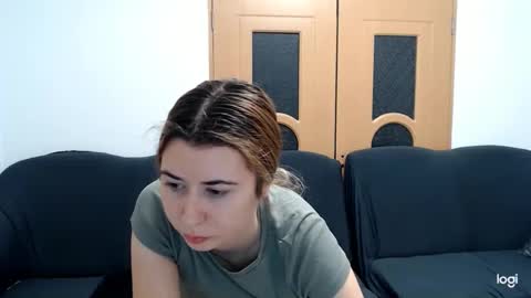 dianasmiey7 online show from 12-15-24, 08:52