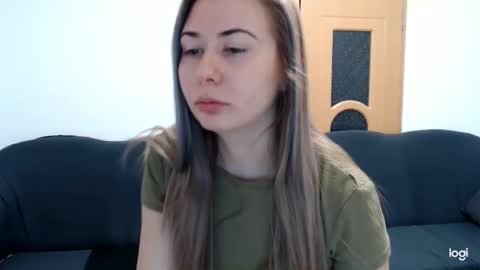 dianasmiey7 online show from 12-19-24, 08:56