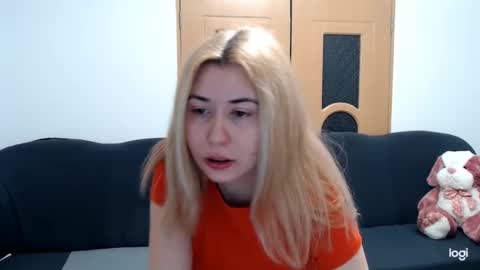 dianasmiey7 online show from 02-19-25, 05:38