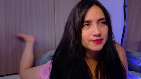 Snapshot of diane_1 chatting on 06-11-26, 12:43 DIANE online show from 06-11-26, 12:43