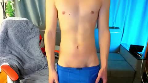 Snapshot of dianinav chatting on 02-26-26, 08:13 Adam online show from 02-26-26, 08:13