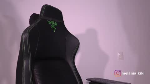 Melania   -    online show from 12-19-24, 04:13