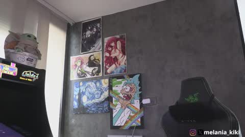 Melania   -    online show from 11-24-25, 08:52