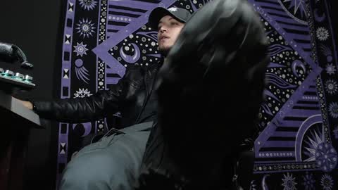 DICAPRIO online show from 02-05-25, 12:31