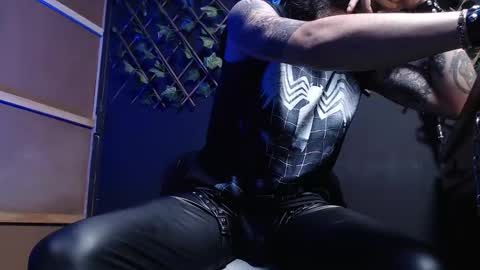 DICAPRIO online show from 11-29-25, 09:01