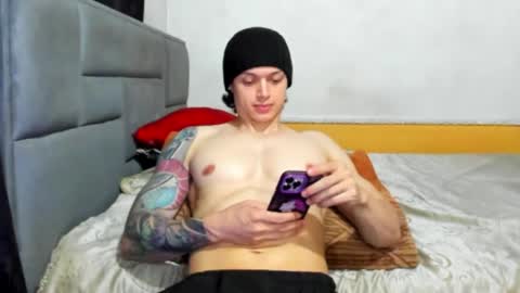 jhon online show from 04-28-26, 09:42