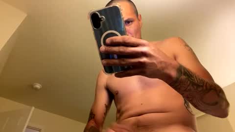 Snapshot of dickmade1 chatting on 10-01-25, 03:34 dickmade1 online show from 10-01-25, 03:34