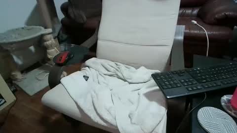 Snapshot of dickslayerdan chatting on 02-01-25, 02:37 dickslayerdan online show from 02-01-25, 02:37