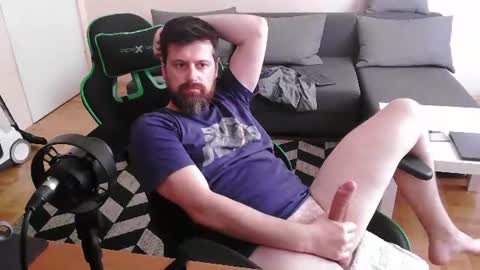 Snapshot of dickstaza chatting on 06-23-26, 01:42 dickstaza online show from 06-23-26, 01:42