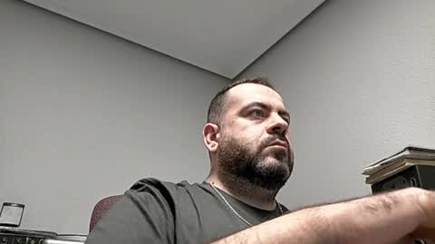 Snapshot of dicktracy_86 chatting on 02-20-25, 07:30 DANI online show from 02-20-25, 07:30