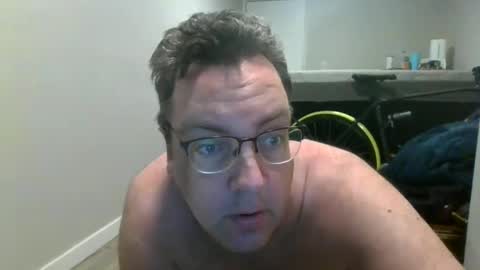 Snapshot of didgeman1984 chatting on 02-21-25, 05:42 Didgeman online show from 02-21-25, 05:42