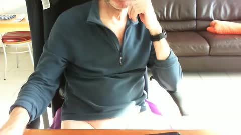 Snapshot of didonc chatting on 03-01-26, 08:38 didonc from france..... online show from 03-01-26, 08:38