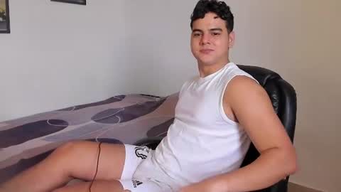 Snapshot of diego_cazas chatting on 06-23-26, 05:33 DIEGO CAZAS online show from 06-23-26, 05:33