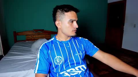 Snapshot of diegocr_ chatting on 02-03-26, 03:15 Diego online show from 02-03-26, 03:15