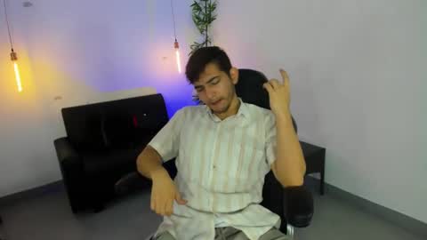 Snapshot of diegorogue_ chatting on 12-09-24, 12:19 Diego rogue online show from 12-09-24, 12:19